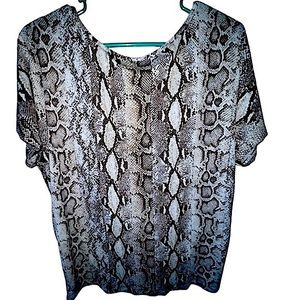 White Birch Snakeskin Print blouse Lightweight Brown alligator top size Small